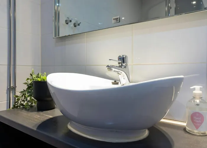 For 2 In Kluuvi هلسنكي